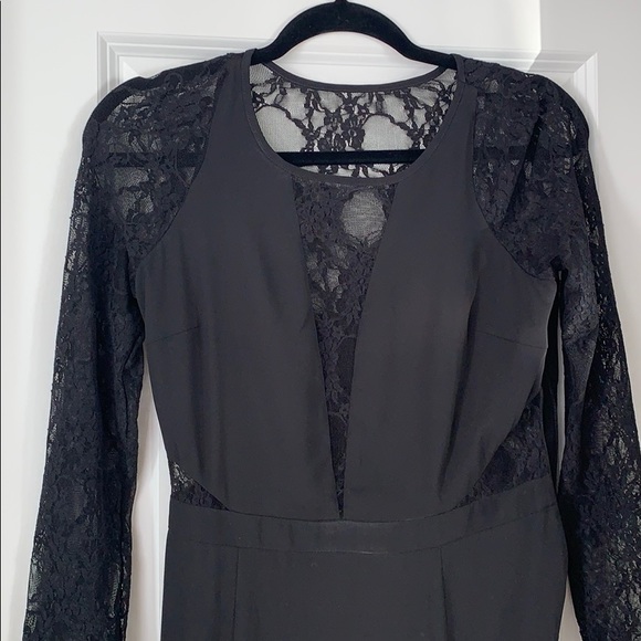 Gorgeous Black Full Length Dress - Picture 2 of 3